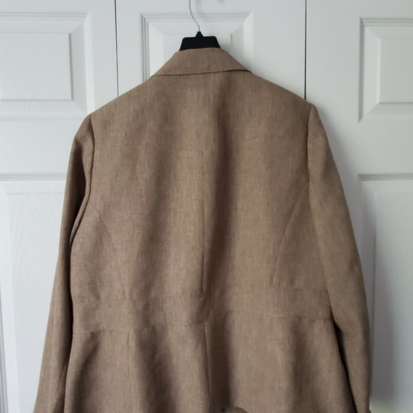 Le Suit Tan Pantsuit 16W - Picture 3 of 6